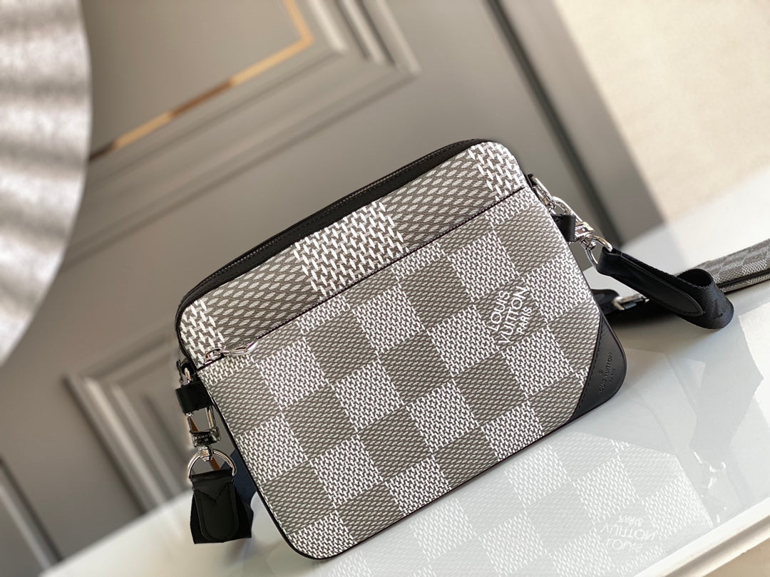 LV Trio Messenger Damier Graphite Plaster For Men, Bags, Shoulder And Crossbody Bags 9.8in/25cm LV