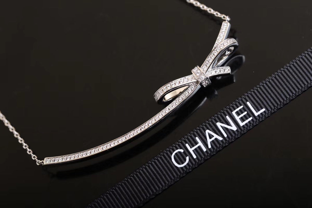 EN - Lux Necklace CHL058