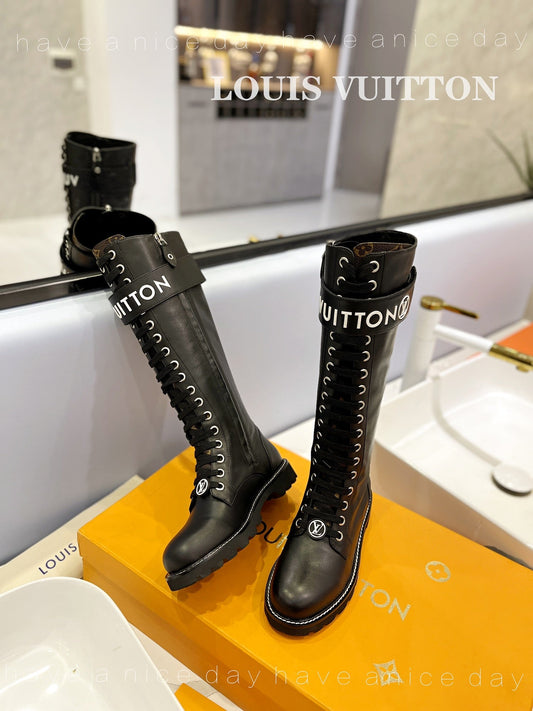 Premium  LUV BOOTS 031