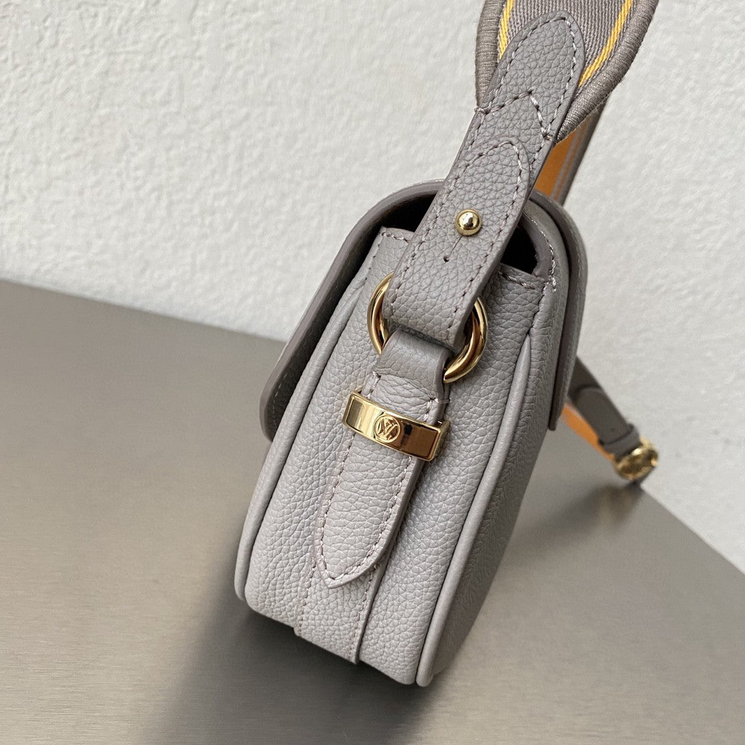 LV Point 9 Create By Nicolas Ghesquière With Monogram Flower 9.1in/22cm Grey For Women LV M55946