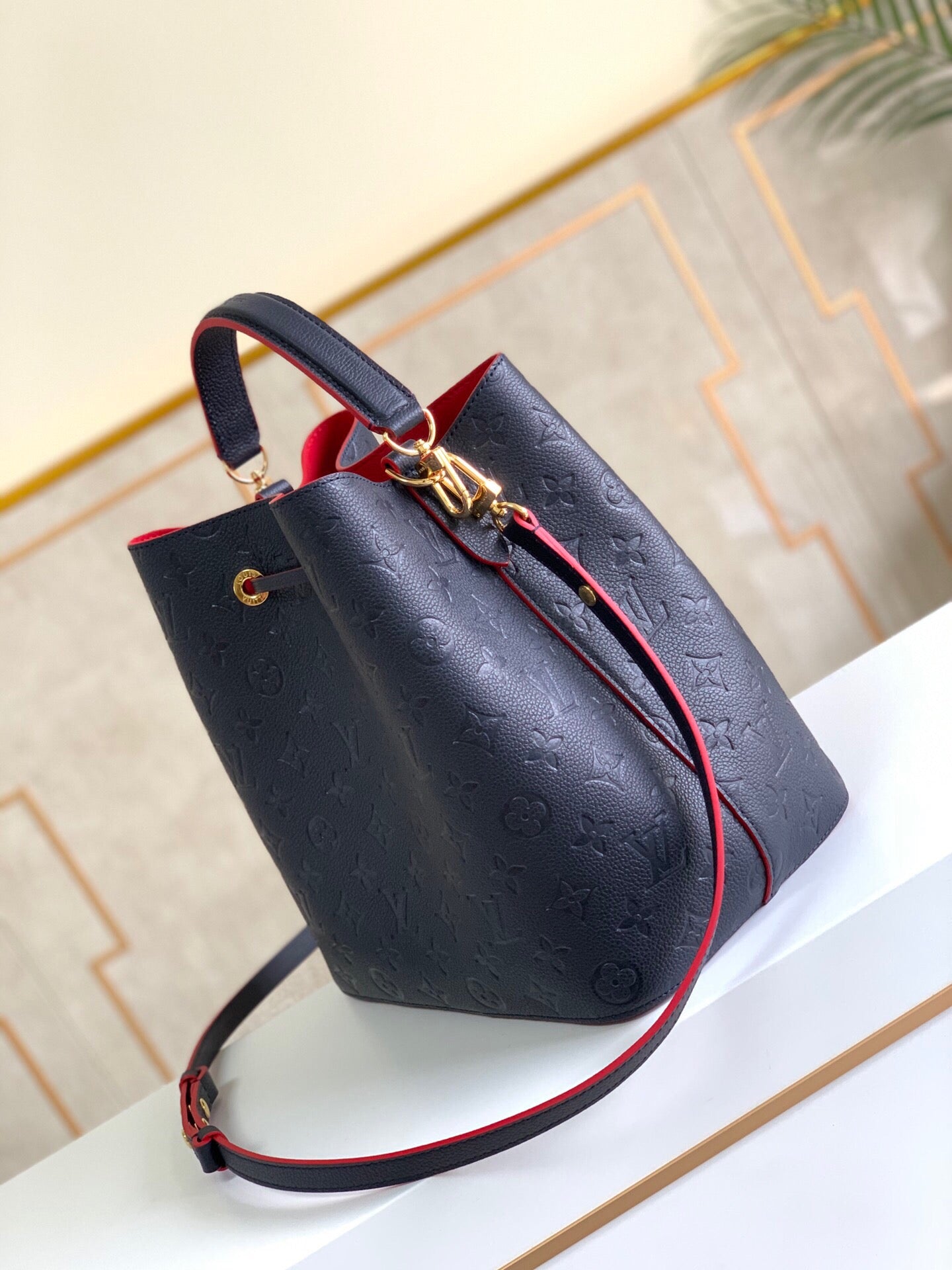 LV NeoNoe MM Bucket Bag Monogram Empreinte Navy Blue/Red For Women, Women’s Handbags, Shoulder And Crossbody Bags 10.2in/26cm LV M45306