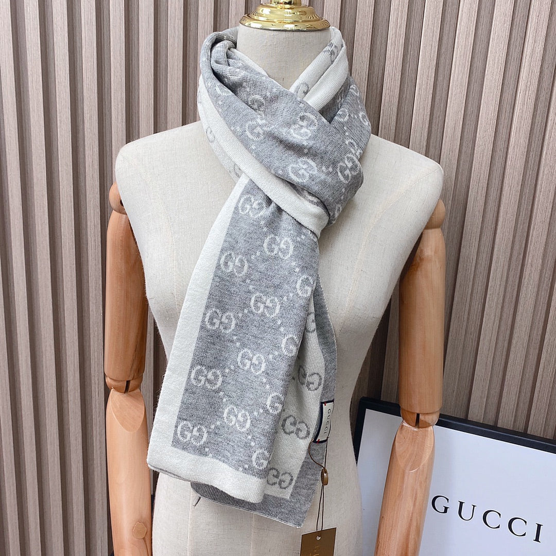 EN - Luxury GCI Scarf 005