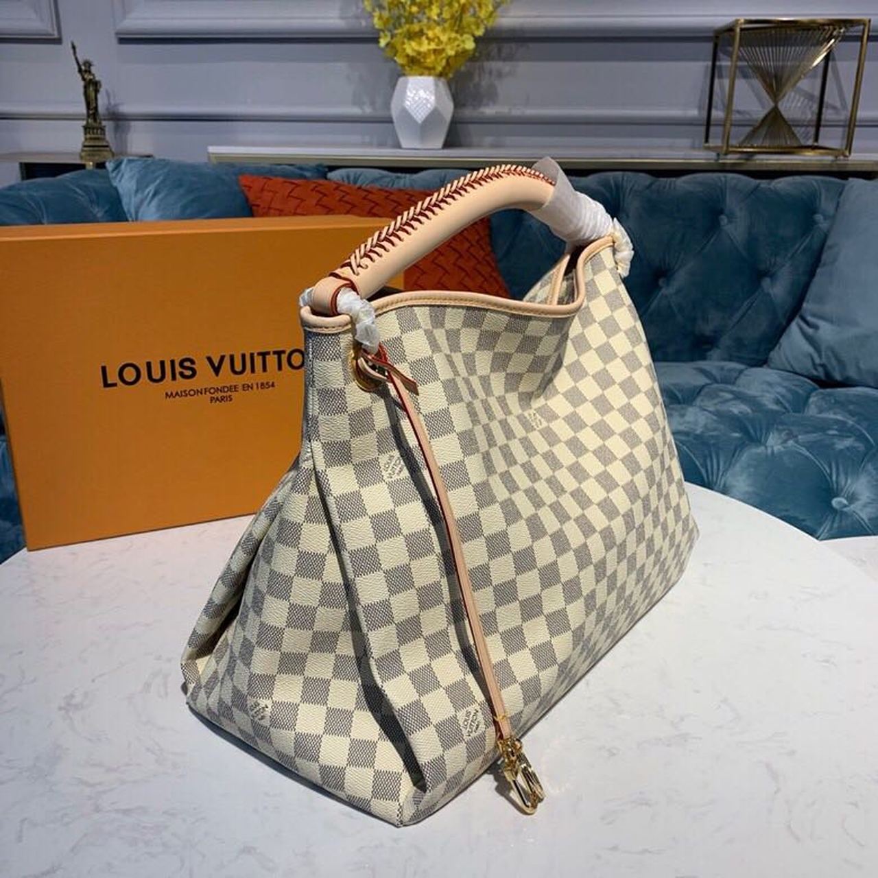 LV Artsy MM Damier Azur Canvas For Women,  Shoulder Bags 16.1in/41cm LV N40253