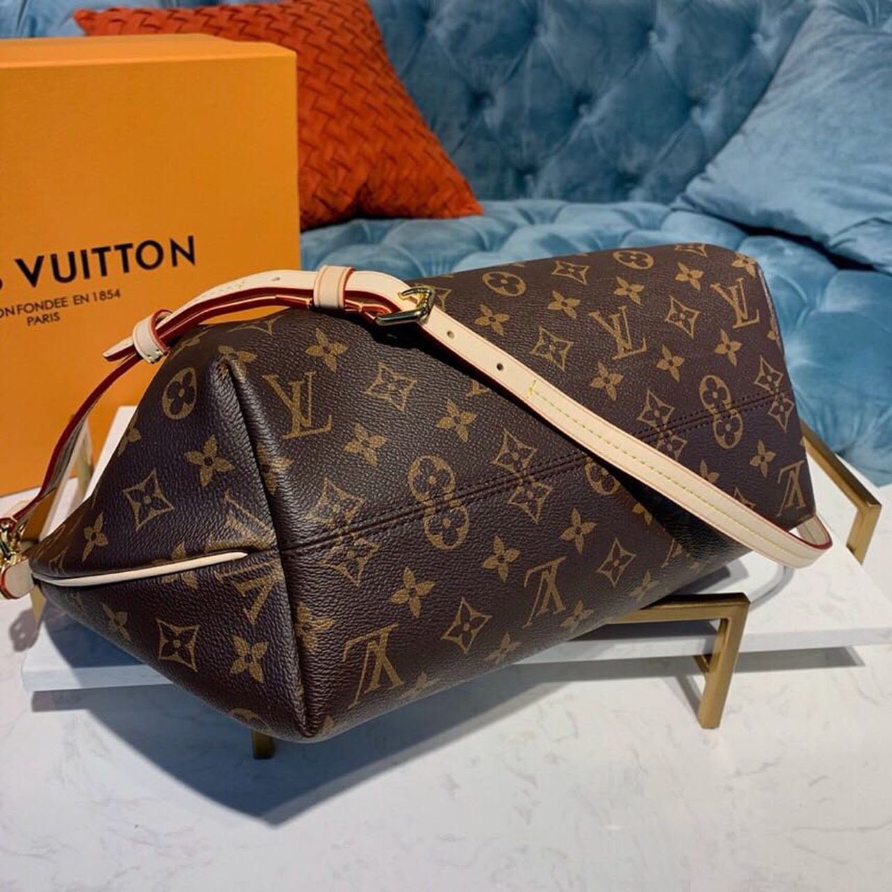 LV Turenne MM Bag 38cm Monogram Canvas Spring/Summer Collection M48814, Beige