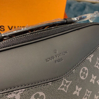 LV Bumbag Monogram Eclipse Canvas For Men, Belt Bags 11in/28cm LV M42906