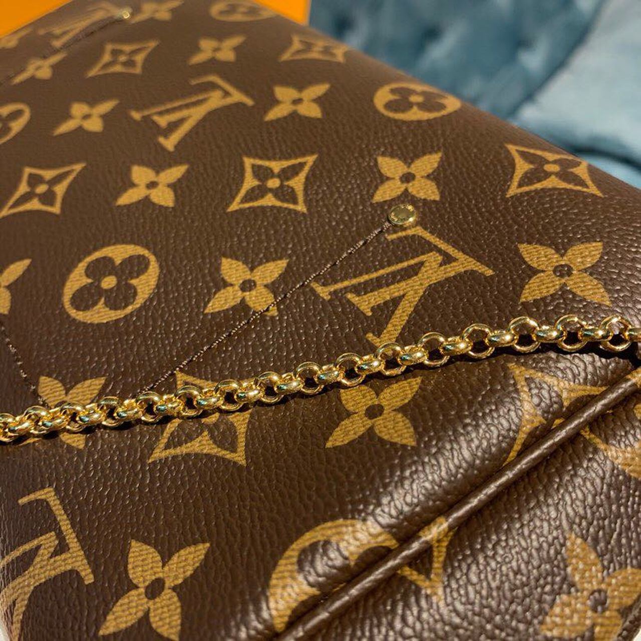 LV Favorite PM Monogram Canvas For Women, Women’s Handbags, Shoulder And Crossbody Bags 10.2in/26cm LV M40717