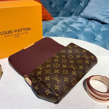 LV Favorite MM Clutch Monogram Canvas For Women, Women’s Handbags, Shoulder And Crossbody Bags 10.2in/26cm LV M40718