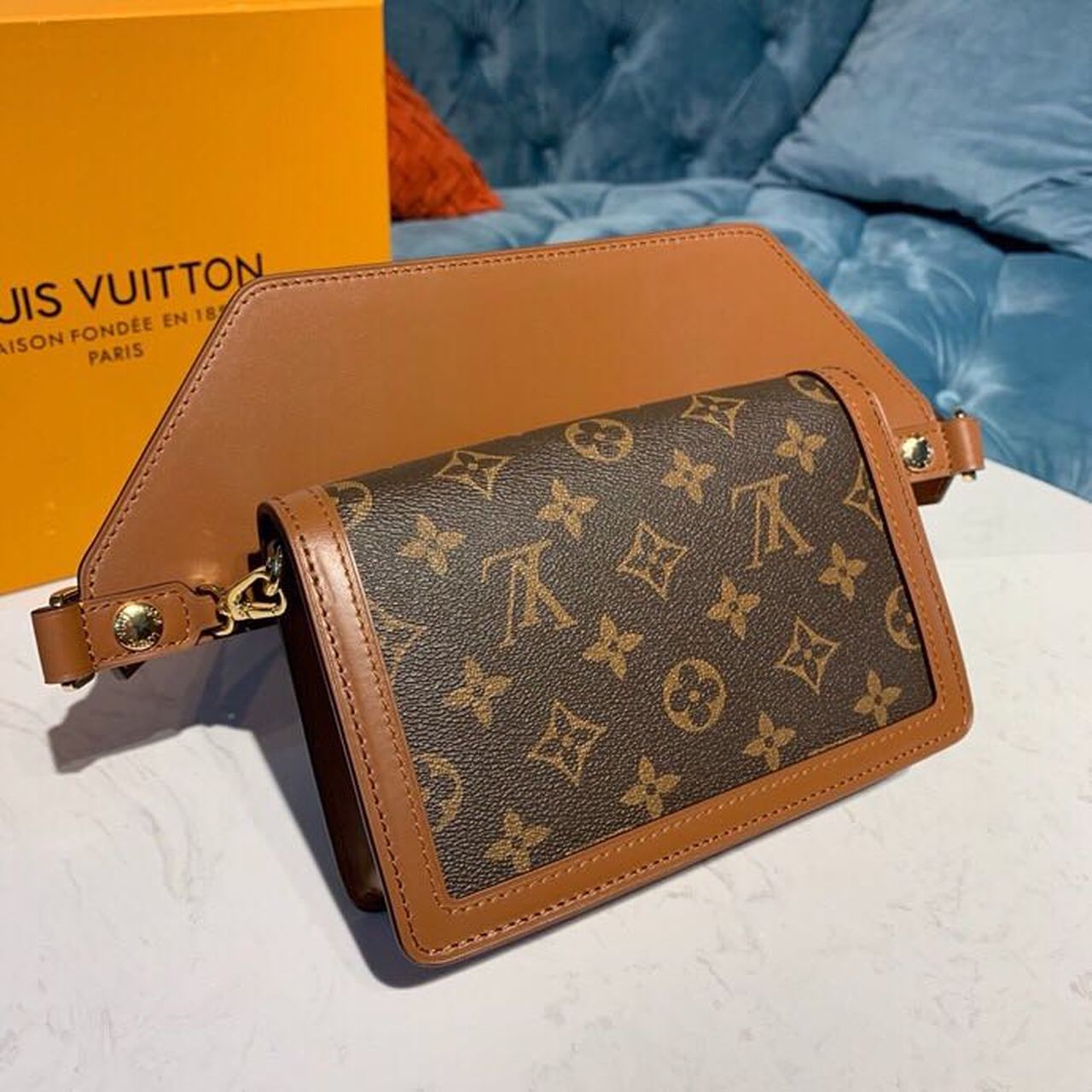 LV Dauphine Bumbag Monogram And Monogram Reverse Canvas For Women, WoBelt Bags 7.5in/19cm LV M44586