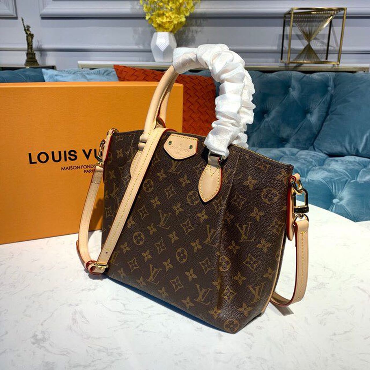 LV Turenne PM Monogram Canvas For Women, Women’s Handbags, Shoulder Bags 11.8in/30cm LV M48813