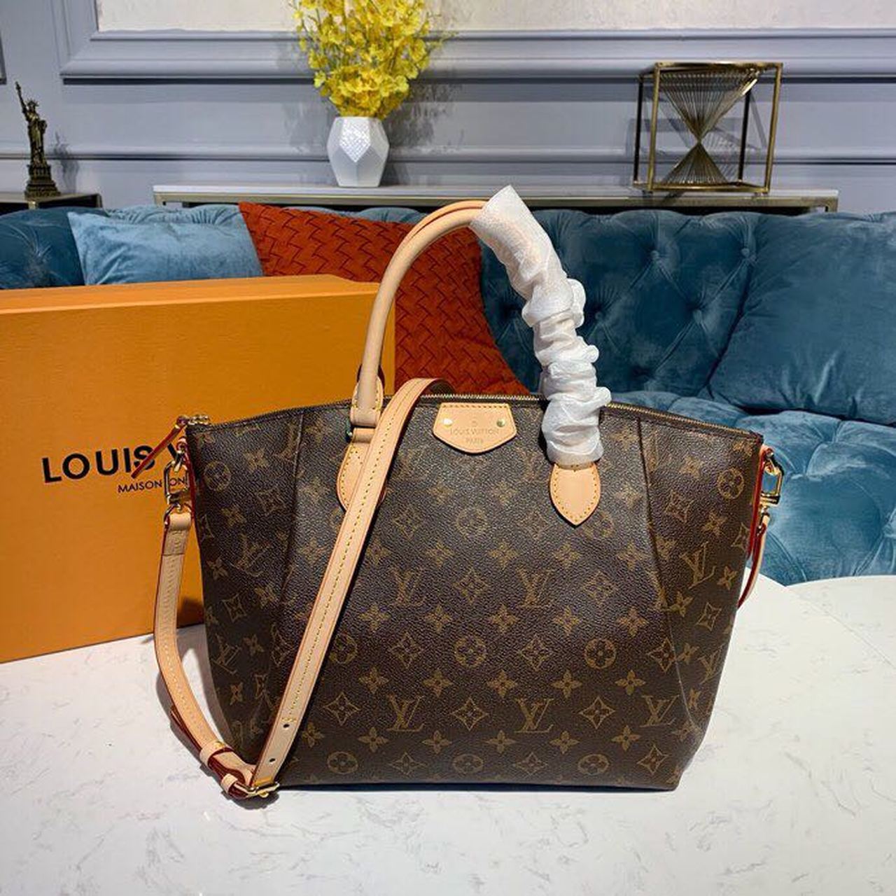 LV Turenne MM Monogram Canvas For Women, Women’s Handbags, Shoulder Bags 15in/38cm LV M48814