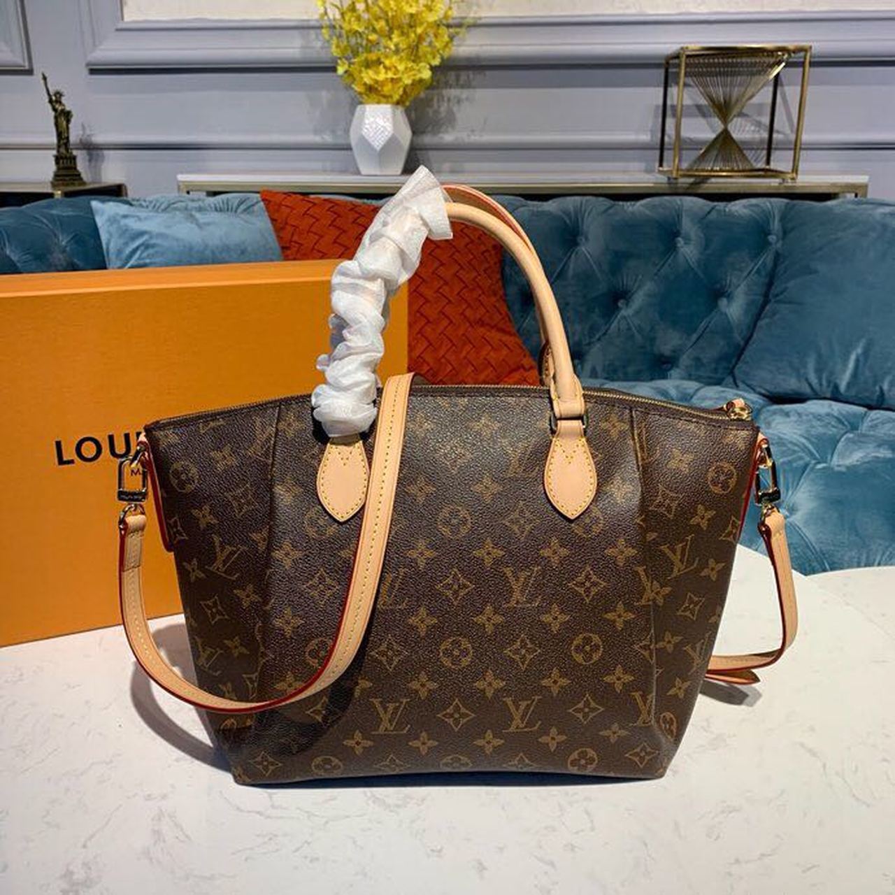 LV Turenne MM Monogram Canvas For Women, Women’s Handbags, Shoulder Bags 15in/38cm LV M48814