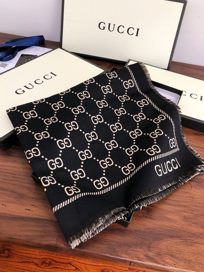 EN - Luxury GCI Scarf 029