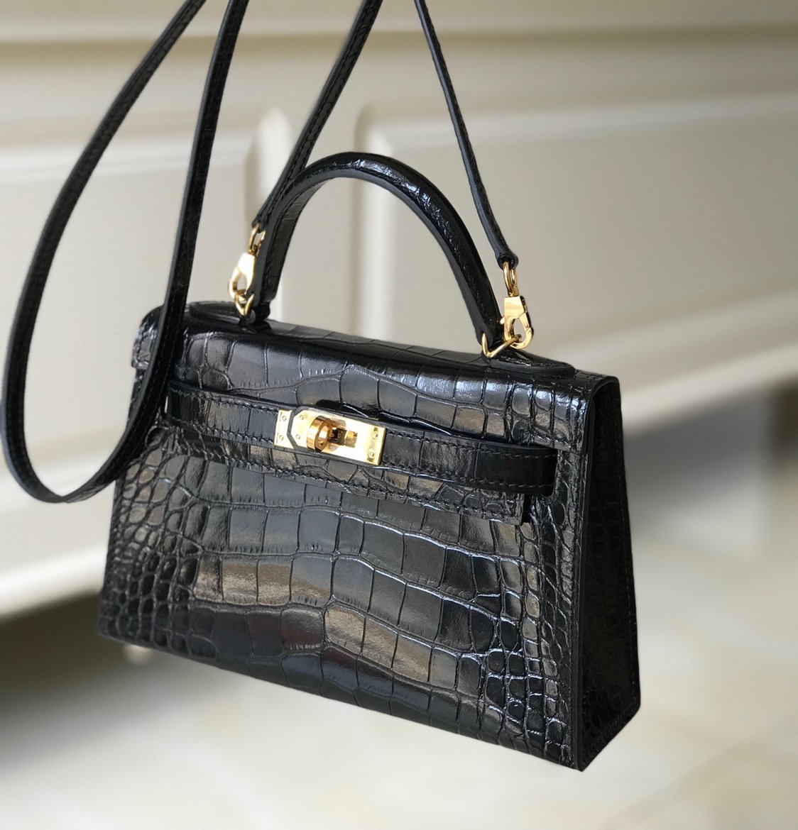 HM Mini Kelly 19 Black Crocodile Bag For Women, Handbags, Shoulder Bags 7.5in/19cm