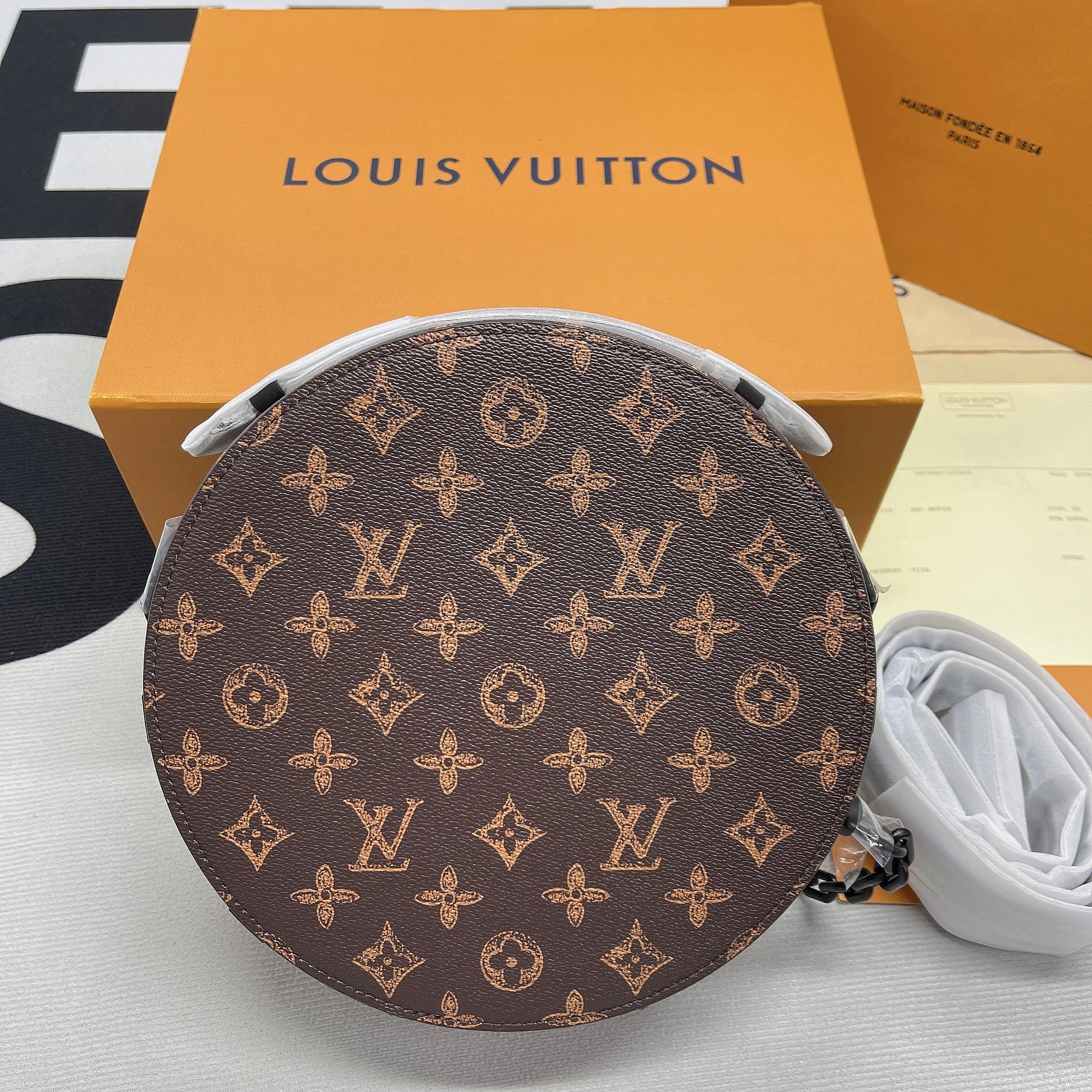 LV Wheel Box Monogram Canvas For Women, Women’s Handbags, Shoulder Bags And Crossbody Bags 9.1in/23cm LV M59706 