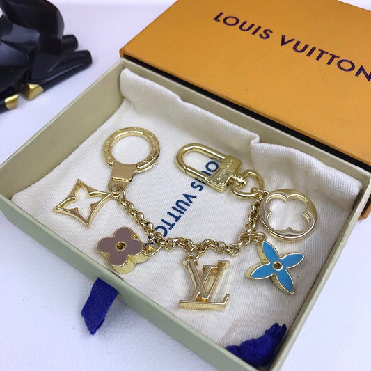 EN - Lux Keychains LUV 056