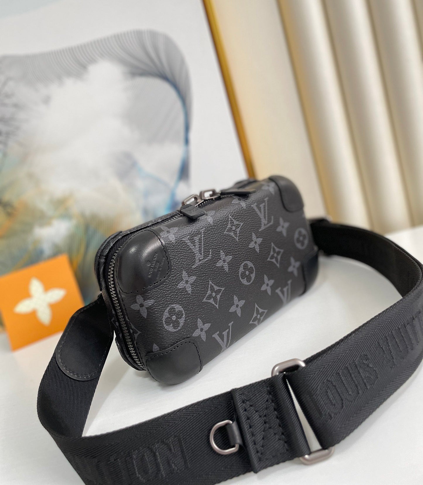 LV Horizon Clutch Monogram Eclipse For Men, Bags, Shoulder And Crossbody Bags 8.3in/21cm LV M45579