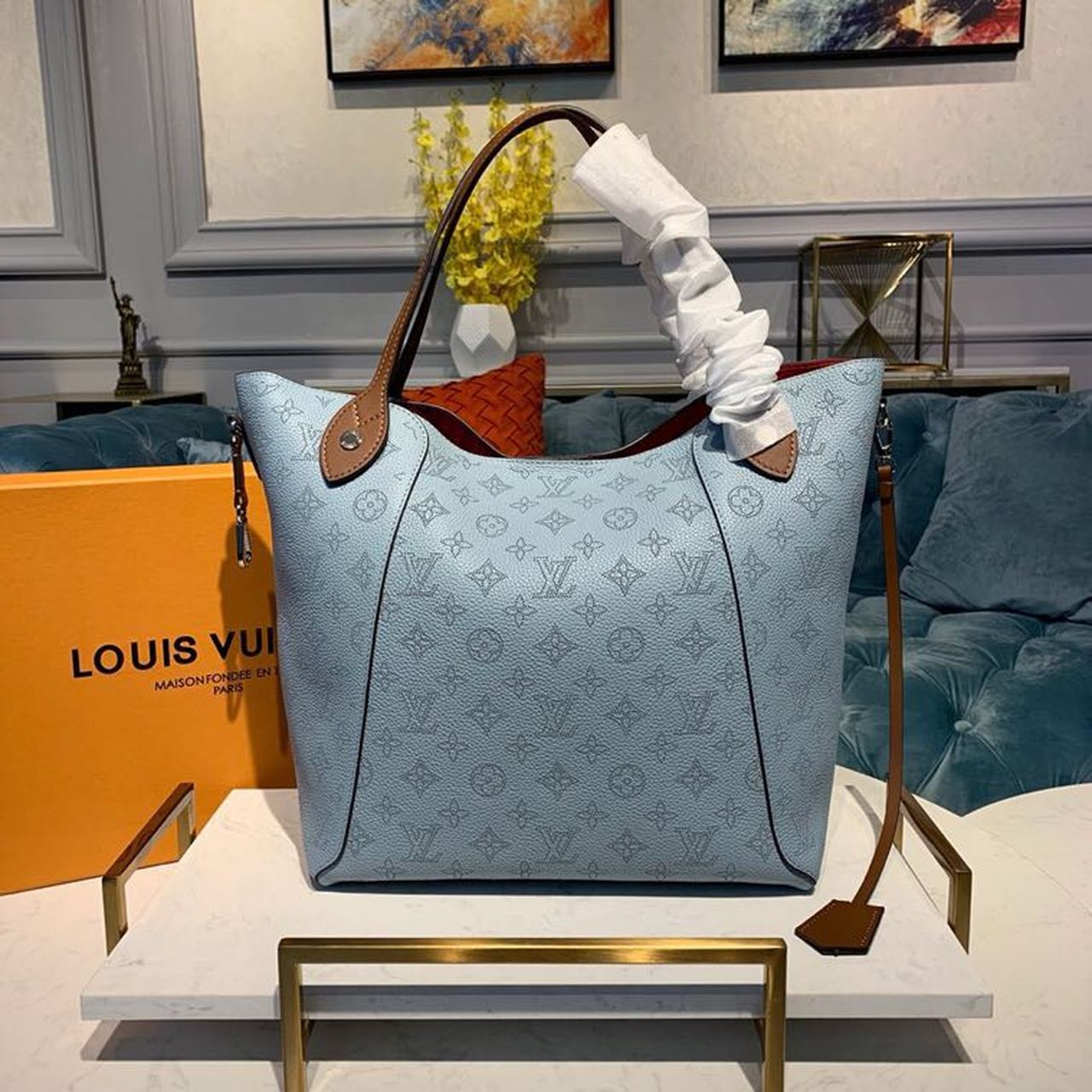 LV Hina MM Bucket Bag Light Blue For Women,  Shoulder And Crossbody Bags 18.1in/46cm LV M52975