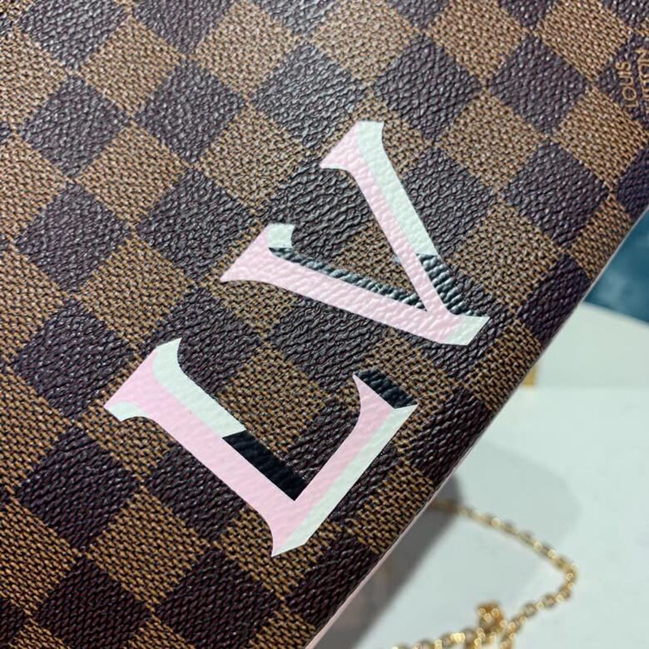 LV Pochette Double Zip Damier Ebene Canvas Rose Ballerine Pink For Women, Women’s Bags, Shoulder And Crossbody Bags 7.9in/21cm LV N60254