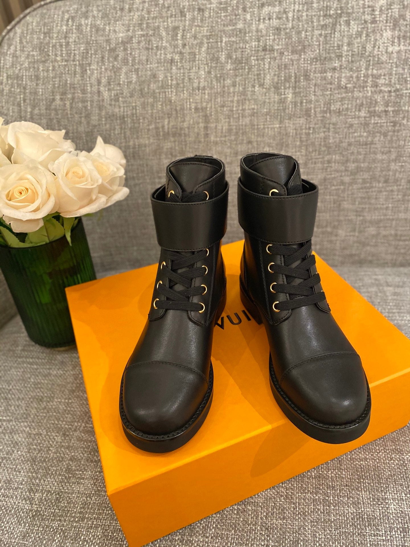 Premium  LUV BOOTS 052