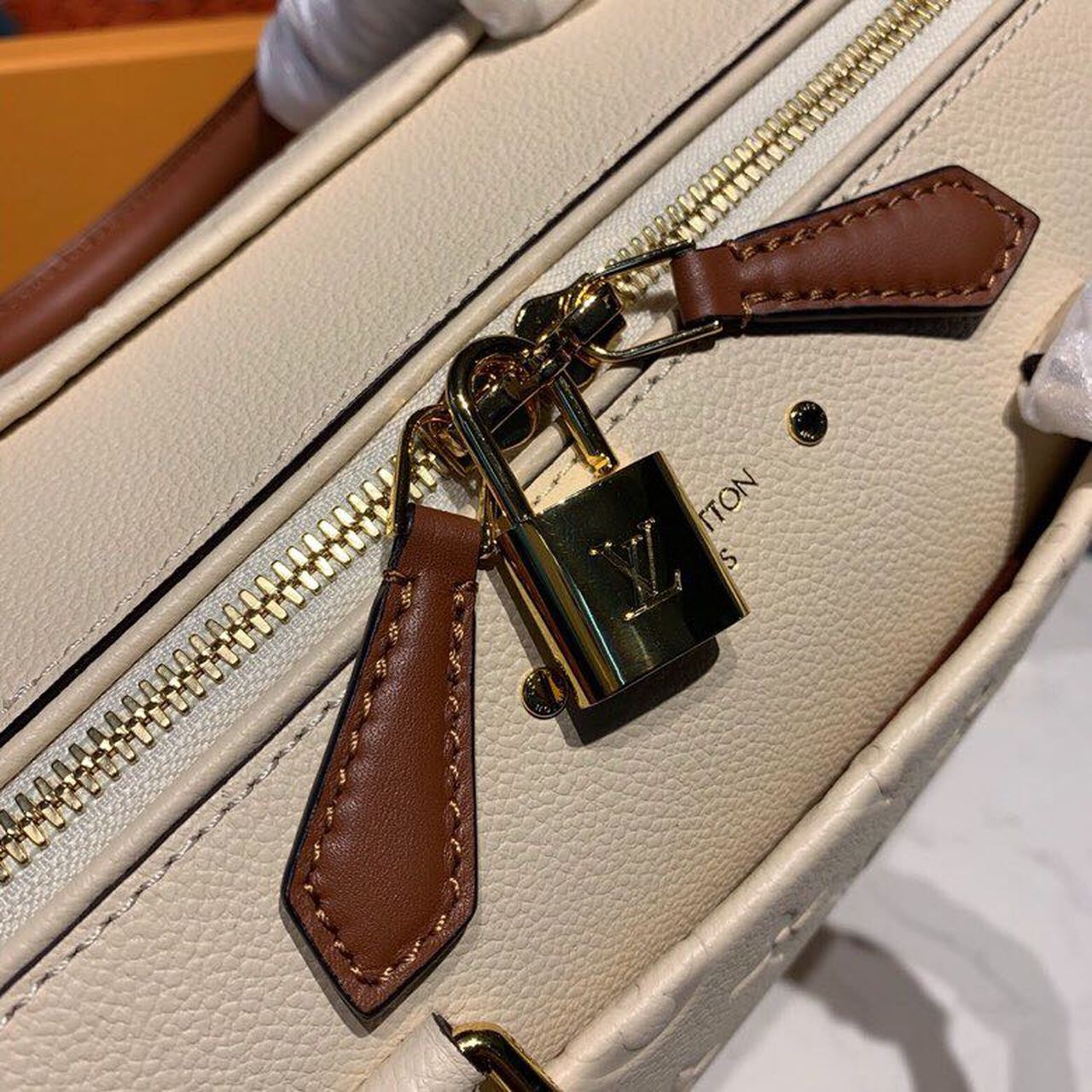 LV Speedy Bandouliere 25 Monogram Empreinte Creme For Women,  Shoulder And Crossbody Bags 9.8in/25cm LV M44736