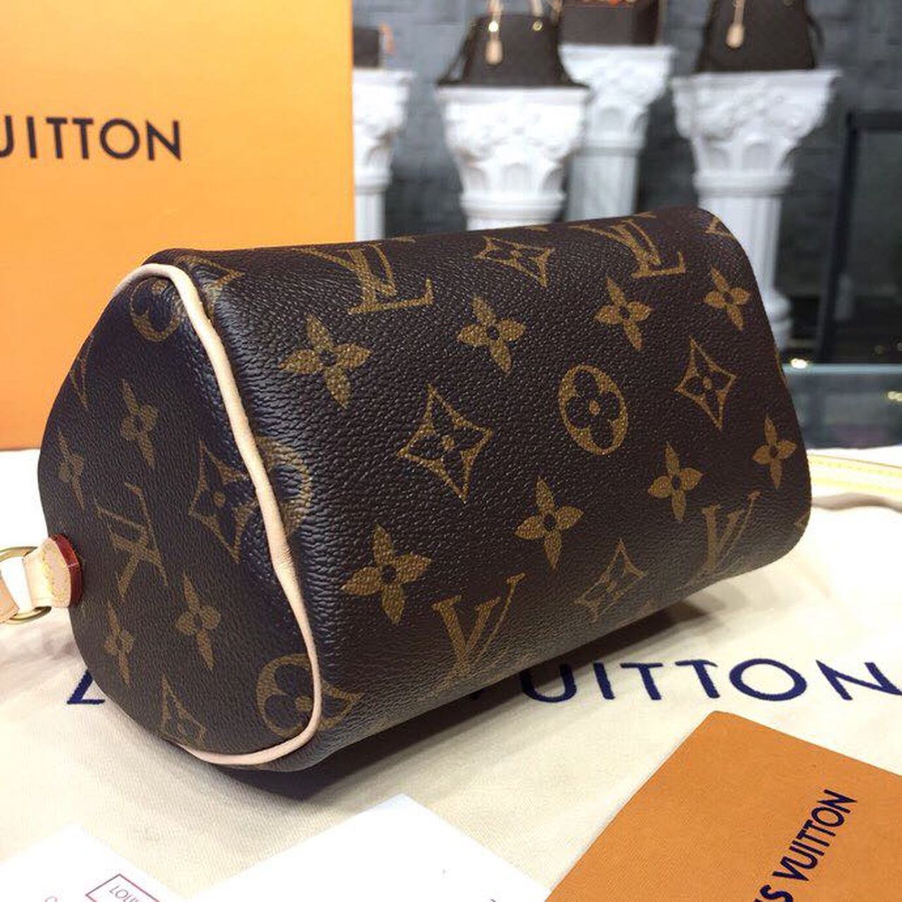 LV Nano Speedy Monogram Canvas For Women,  Shoulder And Crossbody Bags 6.3in/16cm LV M61252