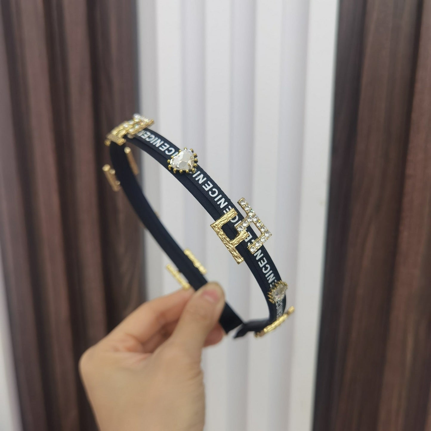 EN - Luxury Hair Band FEI 041