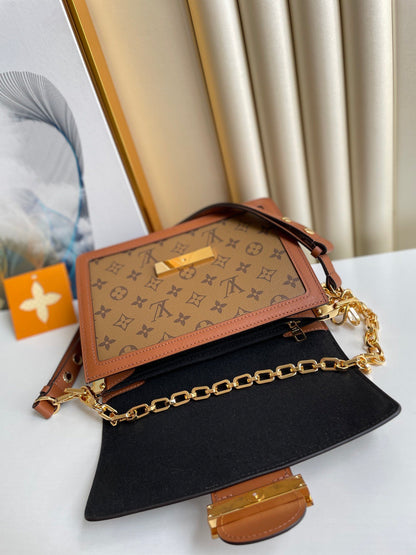 LV Dauphine MM Monogram And Monogram Reverse Canvas By Nicolas Ghesquière For The Cruise Collection,  Shoulder Bags 25cm LV M45958