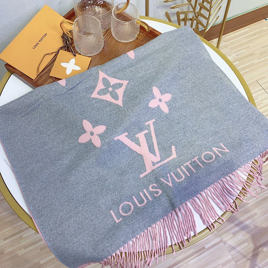 EN - Luxury LUV  Scarf 033