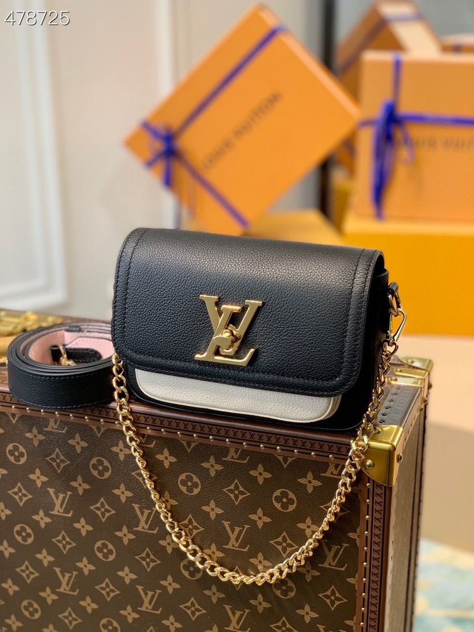 LV Lockme Tender Bag Black For Women, Women’s Handbags, Shoulder And Crossbody Bags 7.5in/19cm LV M58557