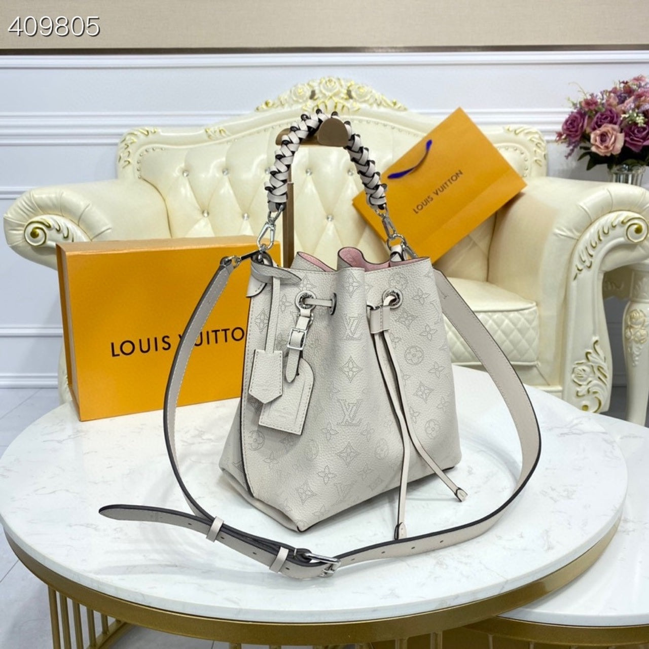 LV Muria Bucket Bag Snow White For Women,  Shoulder And Crossbody Bags 9.8in/25cm LV M58483