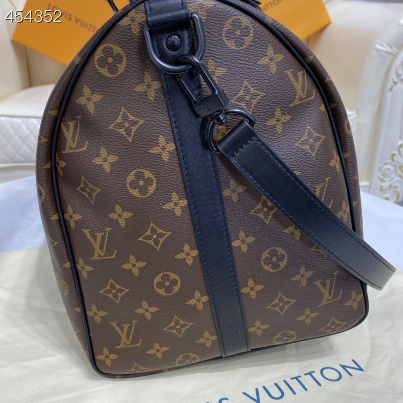 LV X Virgil Abloh Keepall Bandouliere 50 Monogram Canvas For Men, Bags 19.7in/50cm LV M45616