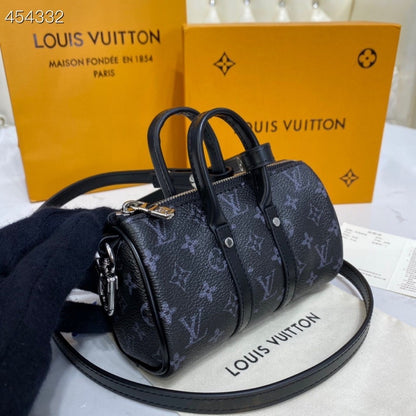 LV Keepall XS Monogram Eclipse Canvas For Men, Bags, Shoulder And Crossbody Bags 8.3in/21cm LV M45947