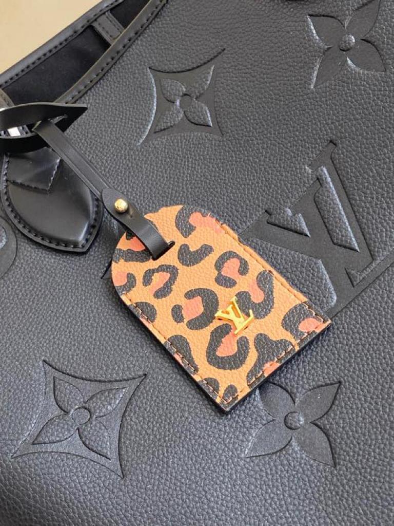 LV Neverfull MM Tote Bag Wild At Heart Monogram Empreinte Black For Women,  Shoulder Bags 12.2in/31cm LV M45856