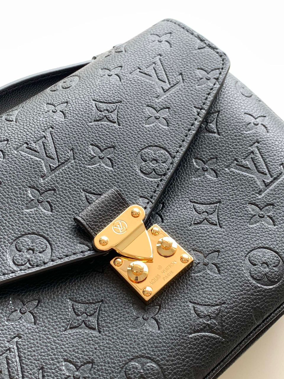 LV Pochette Metis Monogram Empreinte Black For Women,  Shoulder And Crossbody Bags 9.8in/25cm LV M41487