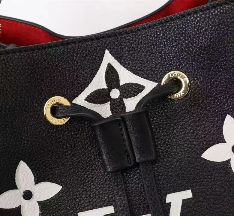 LV NeoNoe MM Bucket Bag Monogram Flowers Black/White For Women,  Shoulder And Crossbody Bags 10.2in/26cm LV M45497