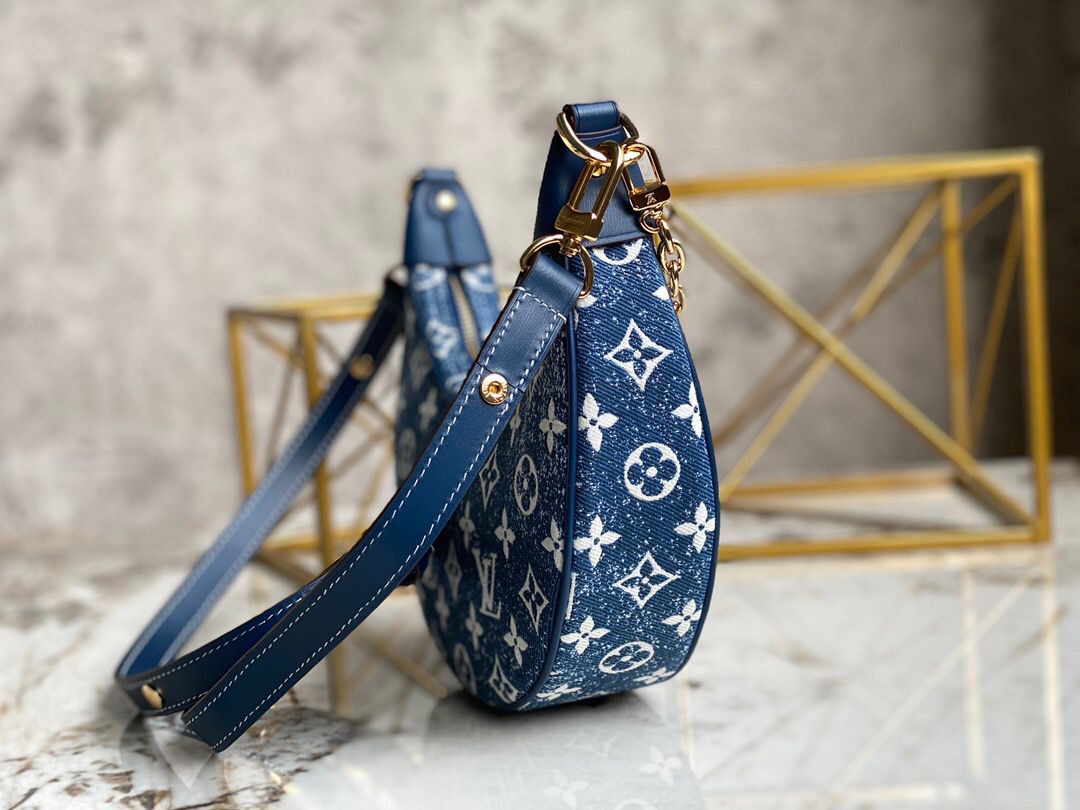 LV Loop Since 1854 Jacquard Navy Blue By Nicolas Ghesquière For Cruise Show, WoHandbags 9.1in/23cm LV M81166