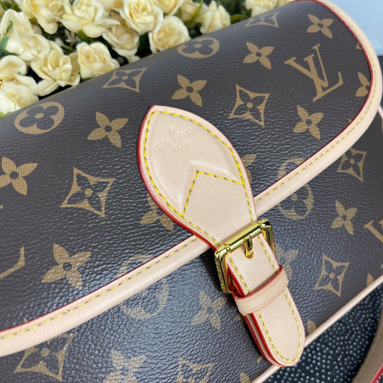 LV Diane Monogram Canvas For Women, Women’s Handbags, Shoulder Bags 9.4in/24cm LV M45985