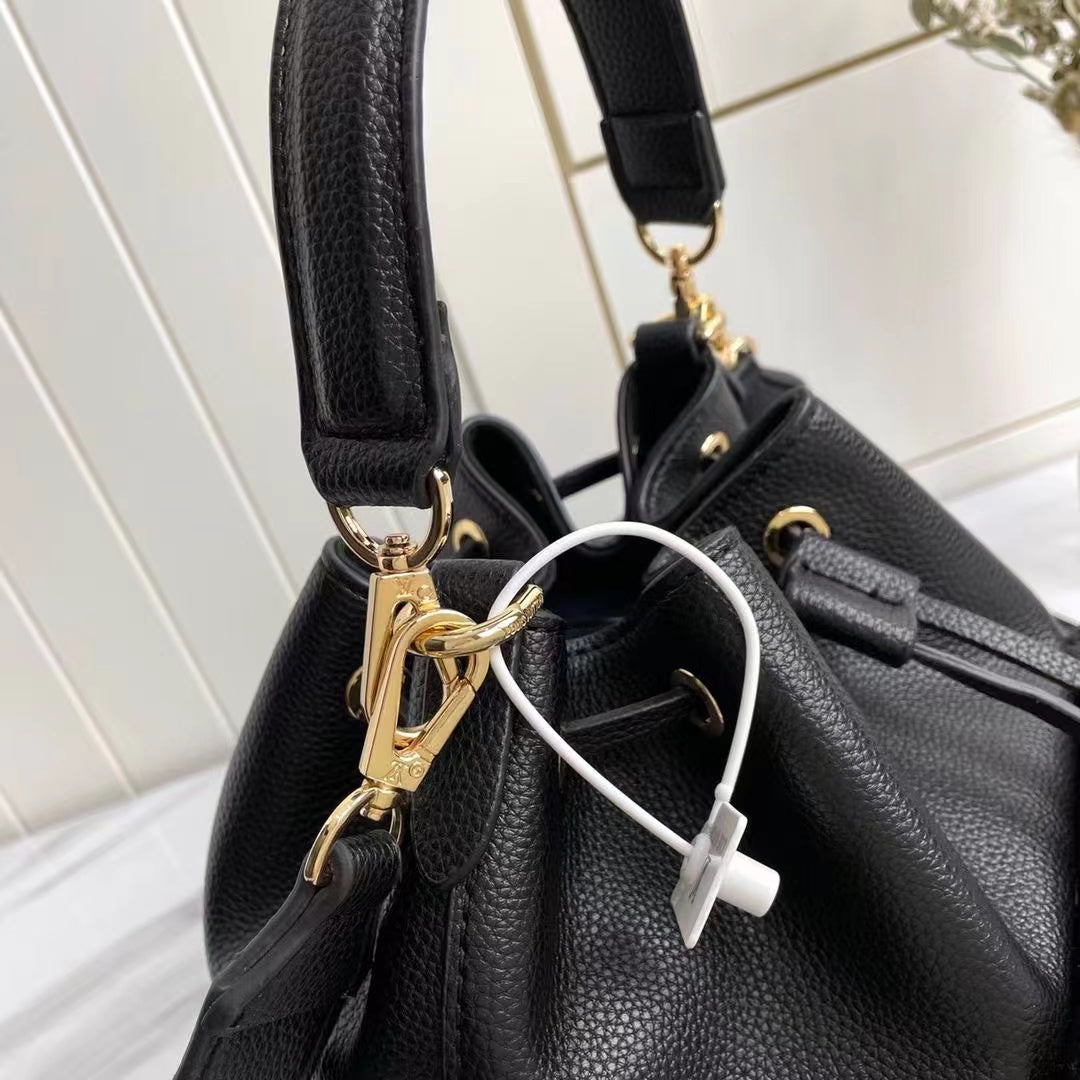 LV Lockme Bucket Black For Women,  Shoulder And Crossbody Bags 9.1in/23cm LV M57687