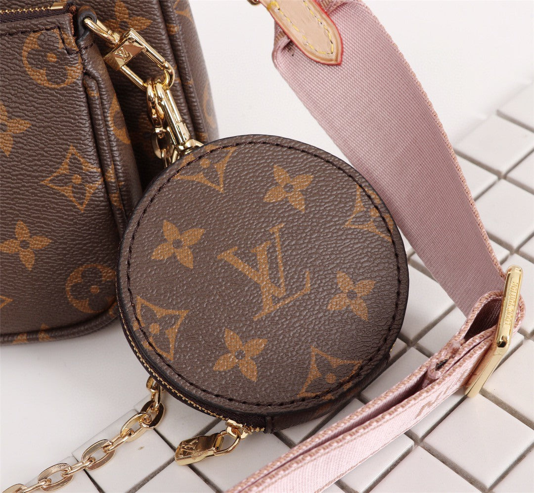 LV Multi Pochette Accessoires Monogram Canvas Fall/Winter Collection M44840, Rose Clair