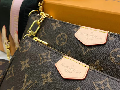 LV Multi Pochette Accessoires Bags Monogram Canvas Fall/Winter Collection M44813, Kaki/Beige