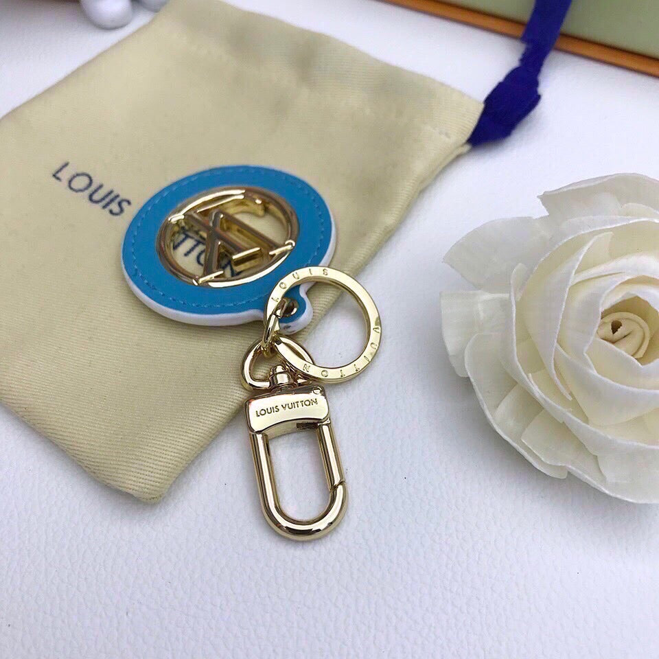 EN - Lux Keychains LUV 015