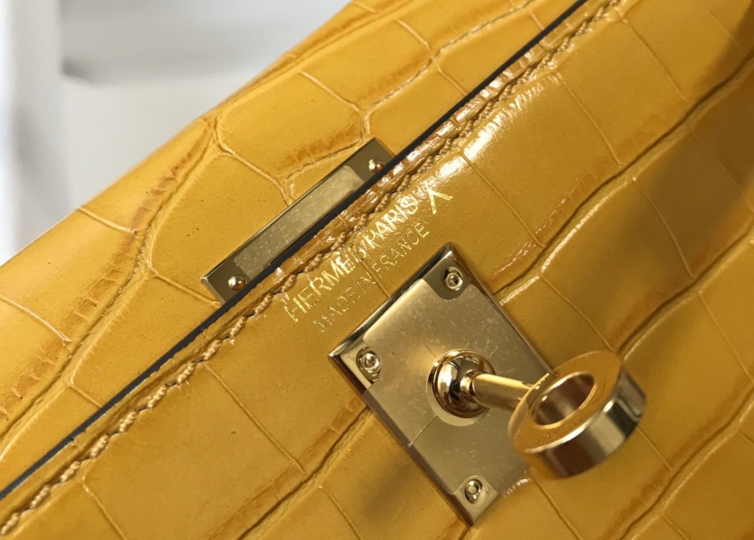 HM Mini Kelly 19 Embossed Patent Yellow Bag With Gold-Toned Harware For Women, Handbags, Shoulder Bags 7.5in/19cm