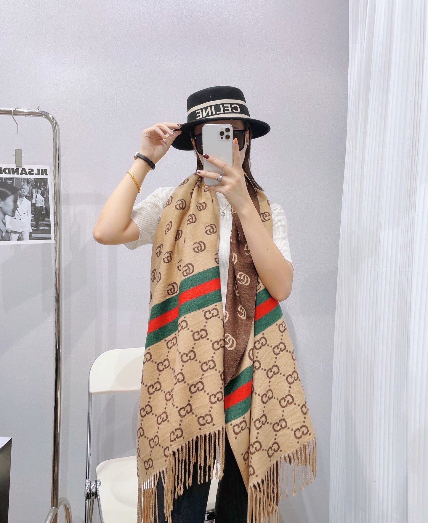 EN - Luxury GCI Scarf 022