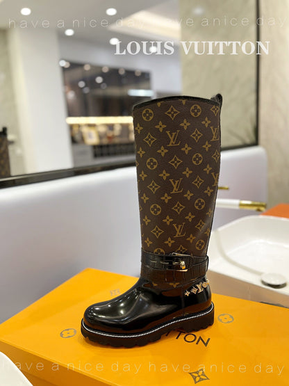 Premium  LUV BOOTS 029