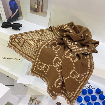 EN - Luxury GCI Scarf 026