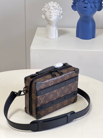 LV Handle Soft Trunk Monogram Macassar Canvas For Men, Bags 8.5in/22cm LV M45935