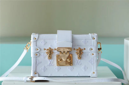 LV Petite Malle Monogram White For Women,  Shoulder And Crossbody Bags 7.9in/20cm LV M20847