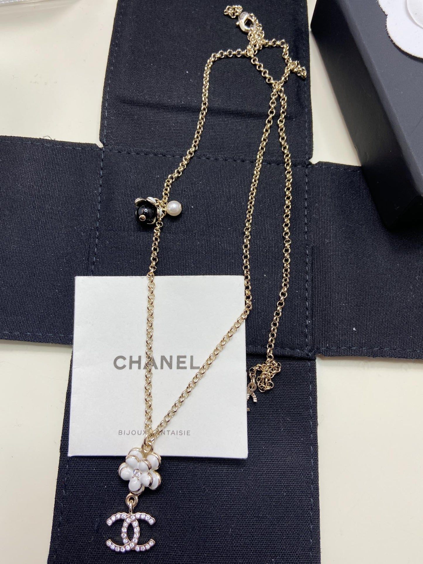 EN - Lux Necklace CHL020