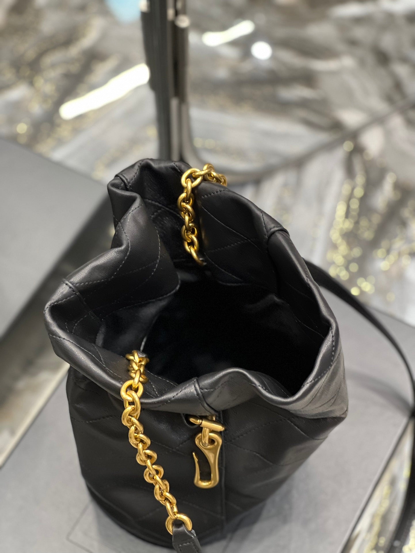 YSSL Le Maillon Bucket Bag Black For Women 10.6in/27cm YSL 686310AAAJK1000