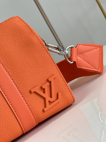 LV City Keepall Aerogram Orange For Men, Bags, Shoulder And Crossbody Bags 10.6in/27cm LV